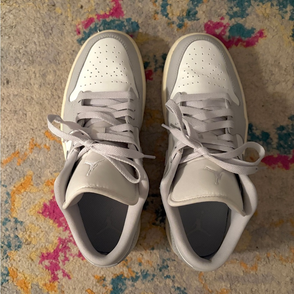 Nike “Smoke Grey” Jordan 1 lows. Size 9 - Picture 7 of 7